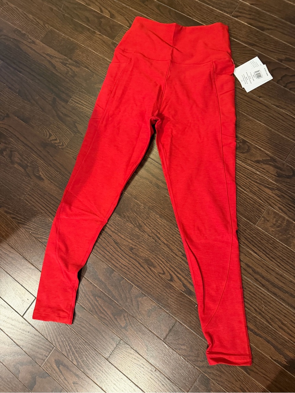 Beyond Yoga Holly Red Heather Spacedye set. NWT. Size M. - Picture 2 of 5